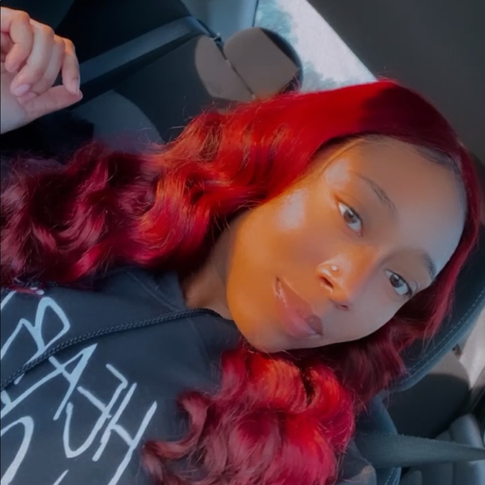 Meet your Posher, Ciara